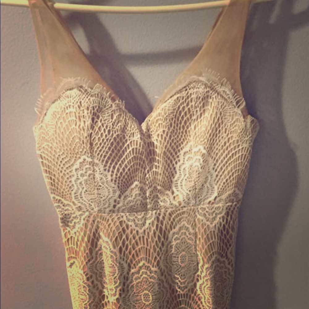 Lulus lace white dress